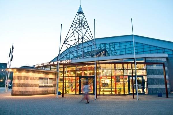 Olimpiskais centrs pirks ledushalli
