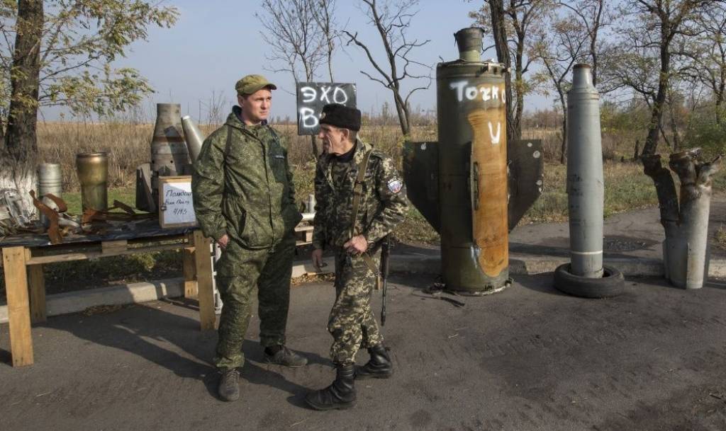 Luhanskas kaujinieki uz Krieviju izved rūpnīcu iekārtas