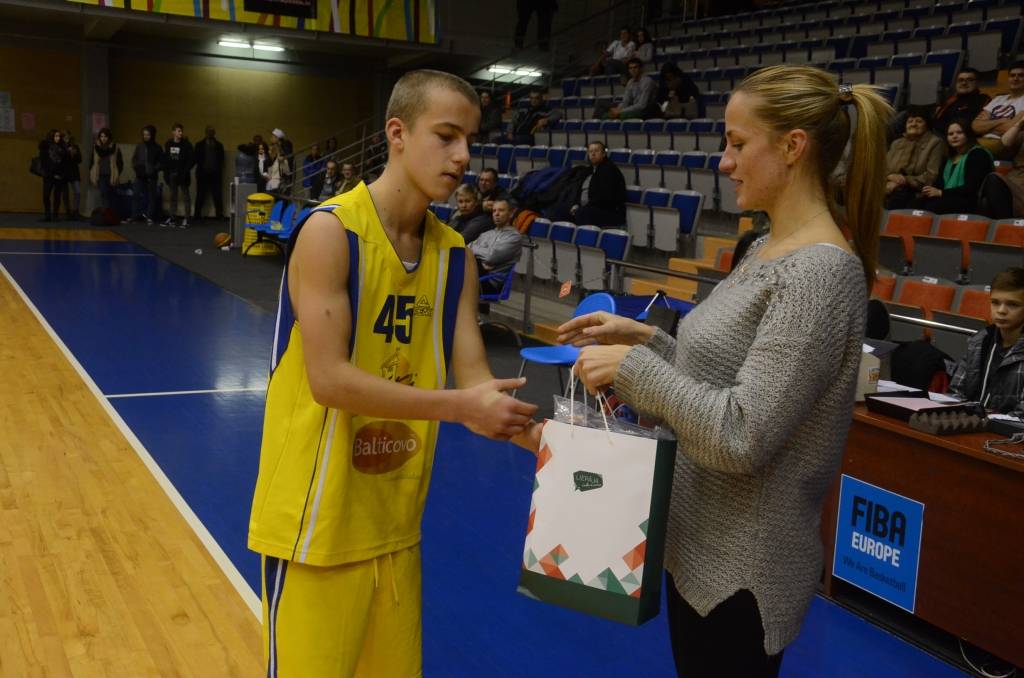 FOTO: "BS Liepāja" basketbolisti izcīna otro vietu Eiropas Jaunatnes basketbola līgas posmā