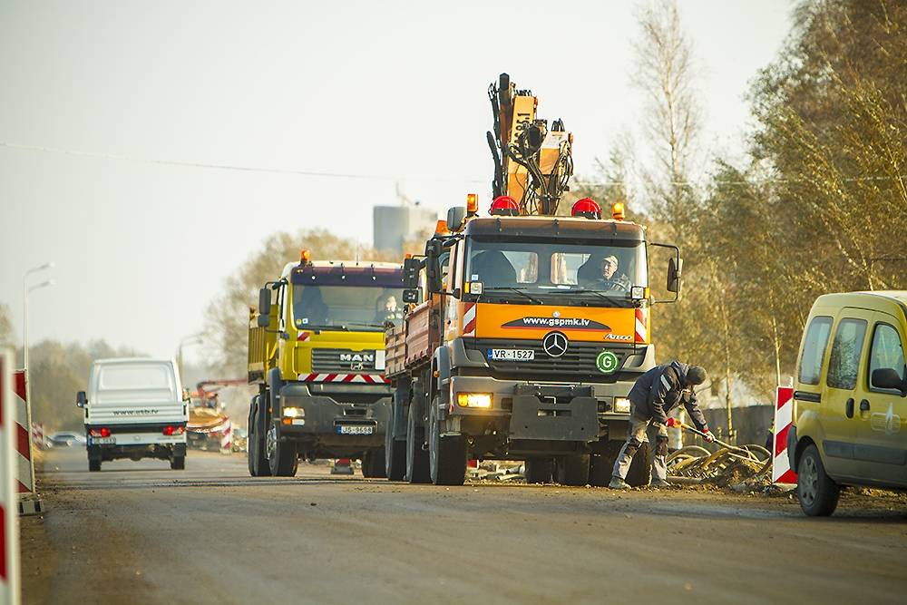 FOTO: Meldru iela kļūs uzņēmējdarbībai pievilcīgāka