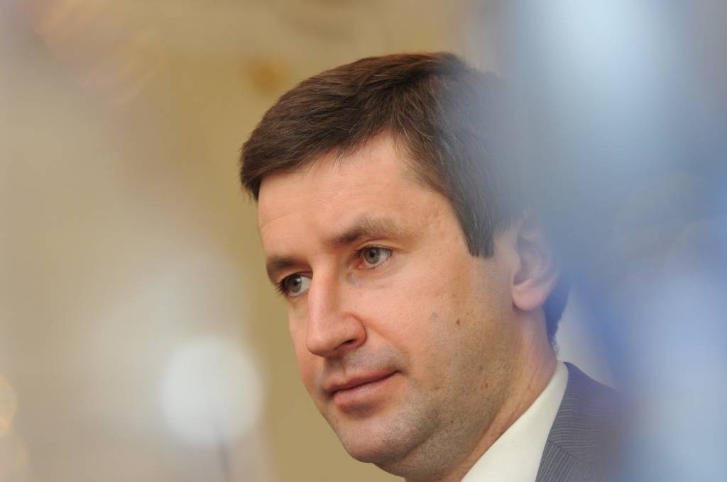 Dombrovskis: valdībai ir jāatslepeno bankas Citadele pārdošanas dokumenti