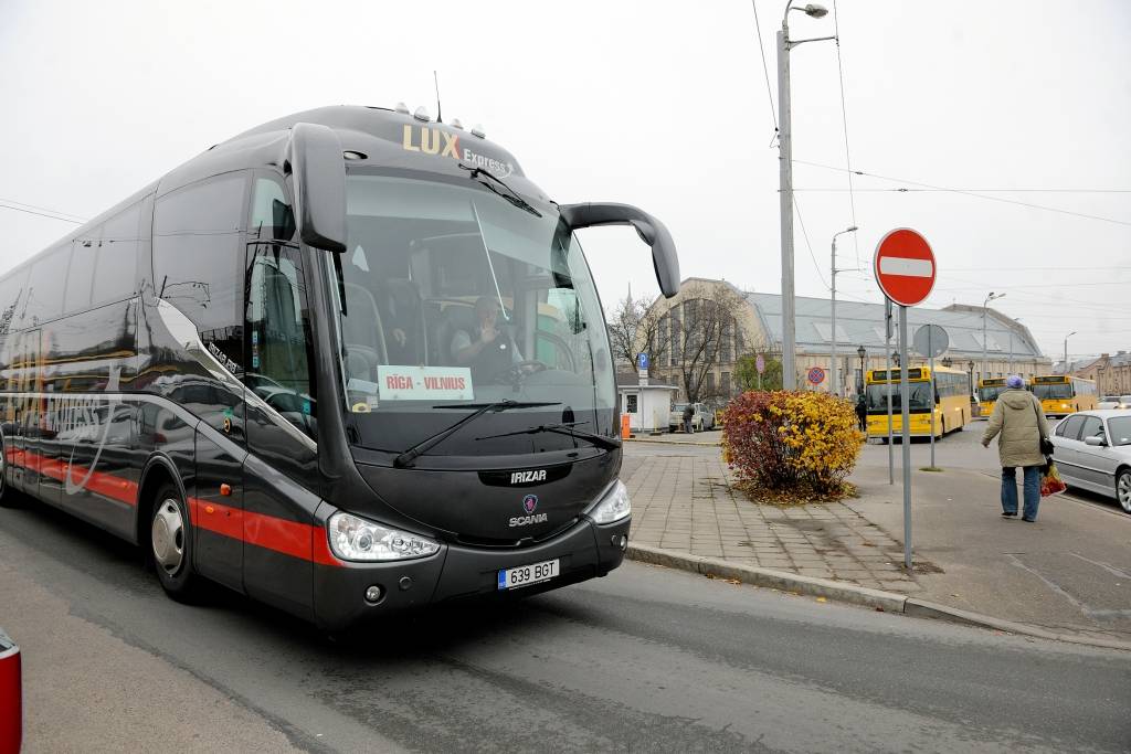 Starptautiskie autobusi vēl aizvien pievilcīgi