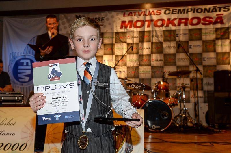 Pamatīga balvu raža "Motokurzeme" sportistiem