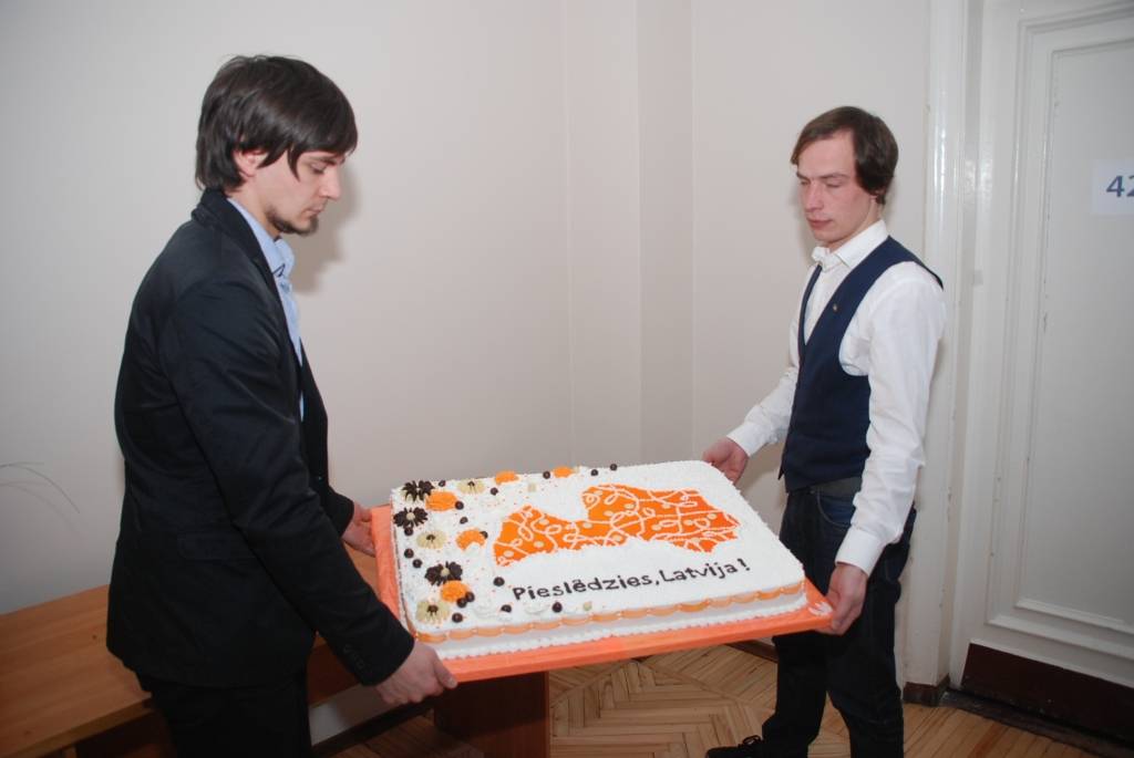 FOTO: 710 Kurzemes seniori šogad apguvuši datorprasmes projektā "Pieslēdzies, Latvija!"