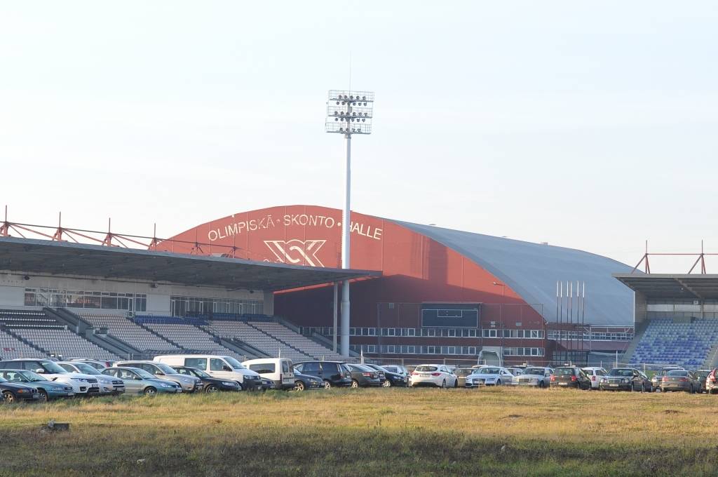 Stadiona pārdošanas darījumi pārspēj visu 