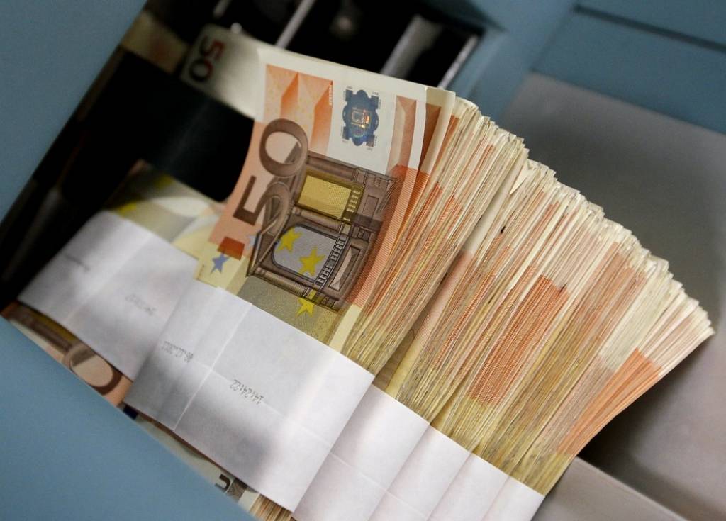 Bankas nopelnījušas 275 miljonus eiro