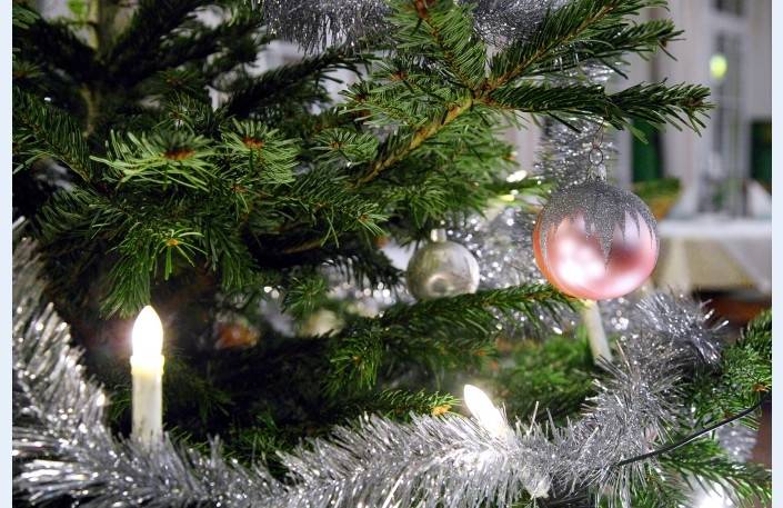 Durbē aicina uz Ziemassvētku koncertu un egles iedegšanu