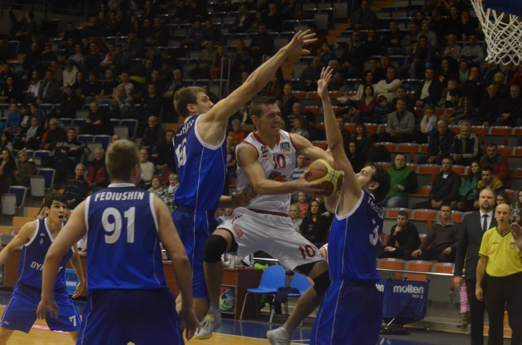 "Liepājas/Triobet" basketbolistiem BBL mačā neizdodas atspēlēties pret Maskavas "Dinamo"
