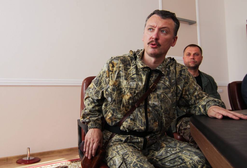 Bēdīgi slavenais teroristu līderis Girkins sev un Putinam paredz Hāgas tribunālu