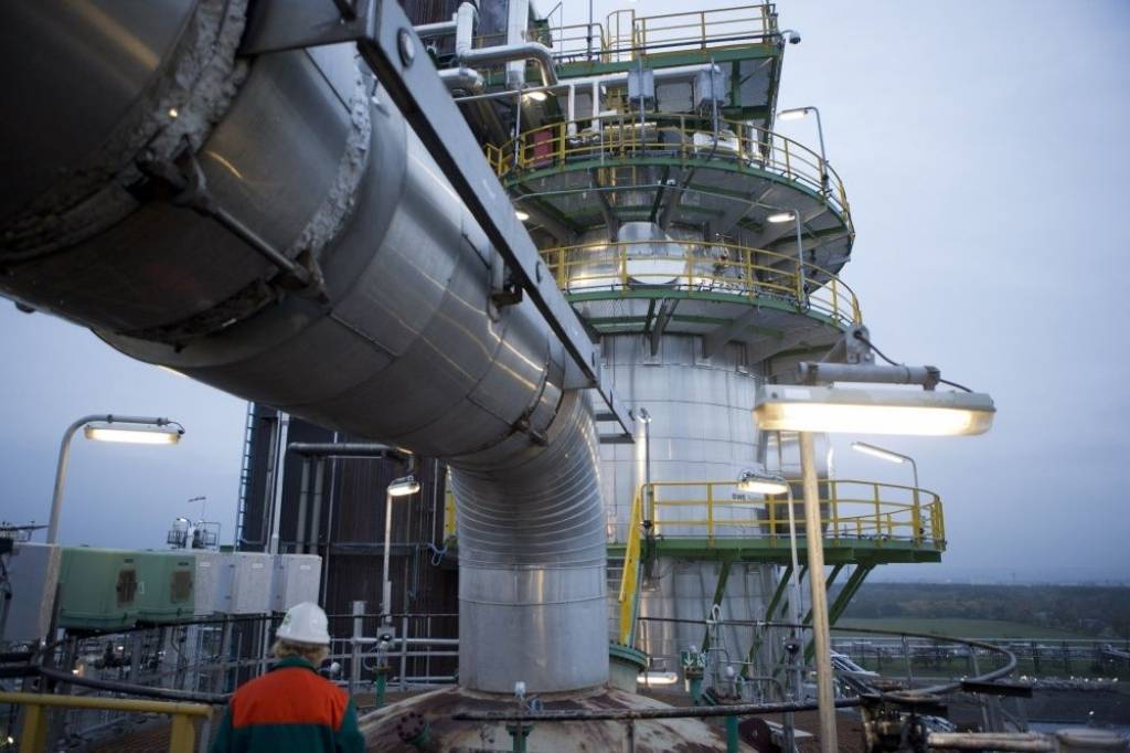 Saūda Arābija: OPEC nesamazinās naftas ieguvi pat tad, ja cena būs 20 dolāri par barelu