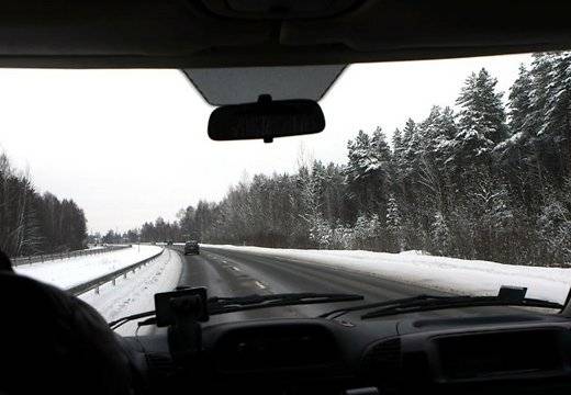 Braukšanas apstākļi apgrūtināti daudzviet Latvijā