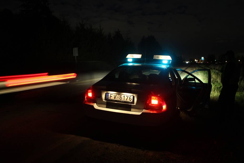 Pagājušajā diennaktī ceļu satiksmes negadījumos cietuši septiņi cilvēki