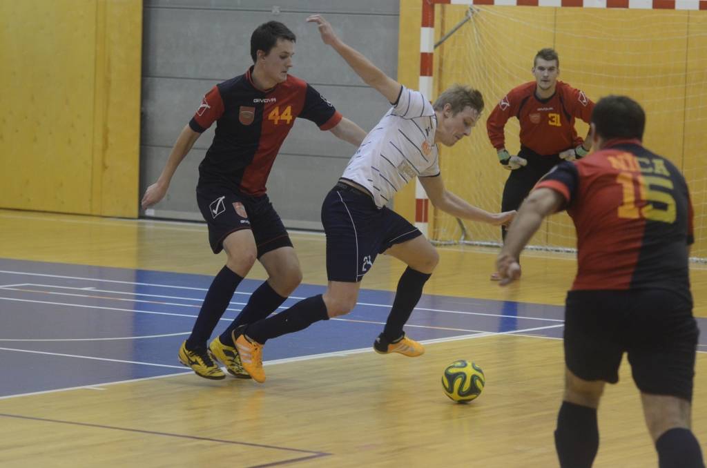 FOTO. VIDEO: "Nīca" piedzīvo sāpīgu zaudējumu pret "Kuldīgas NSS/FK Nikeru"
