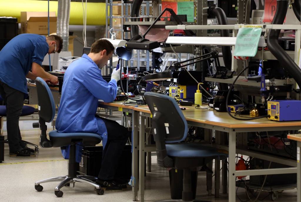 Hanzas elektronika attīsta medicīnas un militārās elektronikas ražošanu