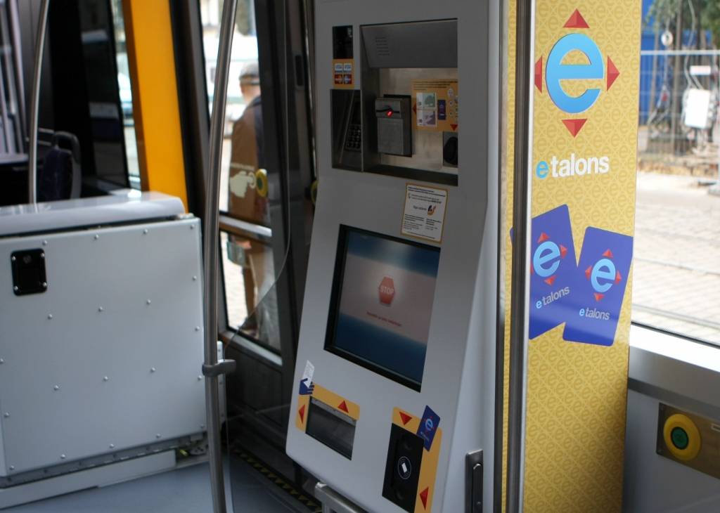Rīgas sabiedriskā transporta biļetes maksās dārgāk