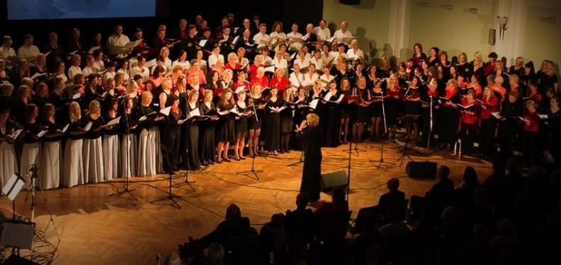 Valda Vikmaņa 100 gadu jubilejas koncertu cikla koru koncerts “Nerimtība”