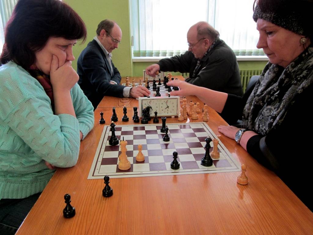 FOTO: Izspēlē "Tempo" kausa izcīņas šahā pirmo kārtu