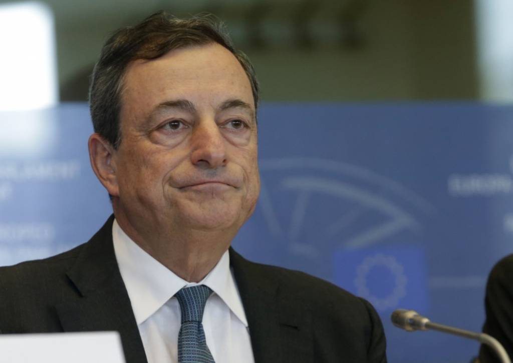 ECB vēlas ekonomikā iepludināt 50 miljardus eiro mēnesī
