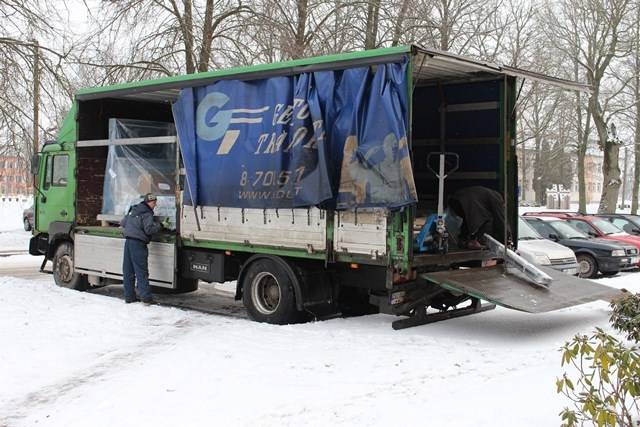 Nīcas ambulancē uzstādīs pacelšanas platformu