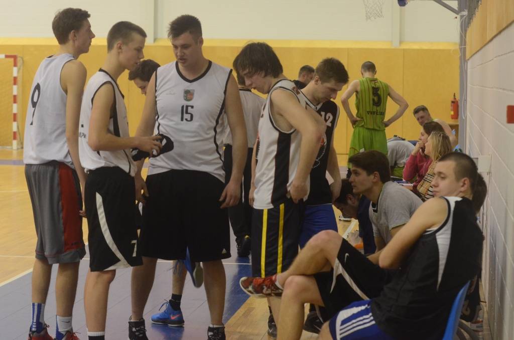 "Oga" izcīna pirmo uzvaru Grobiņas novada čempionātā basketbolā