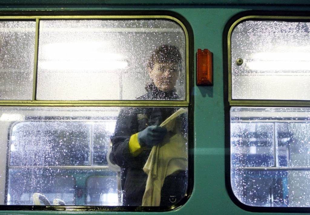 Rīgas satiksme biļešu cenas celšanai gatavojās krāšņā ballē