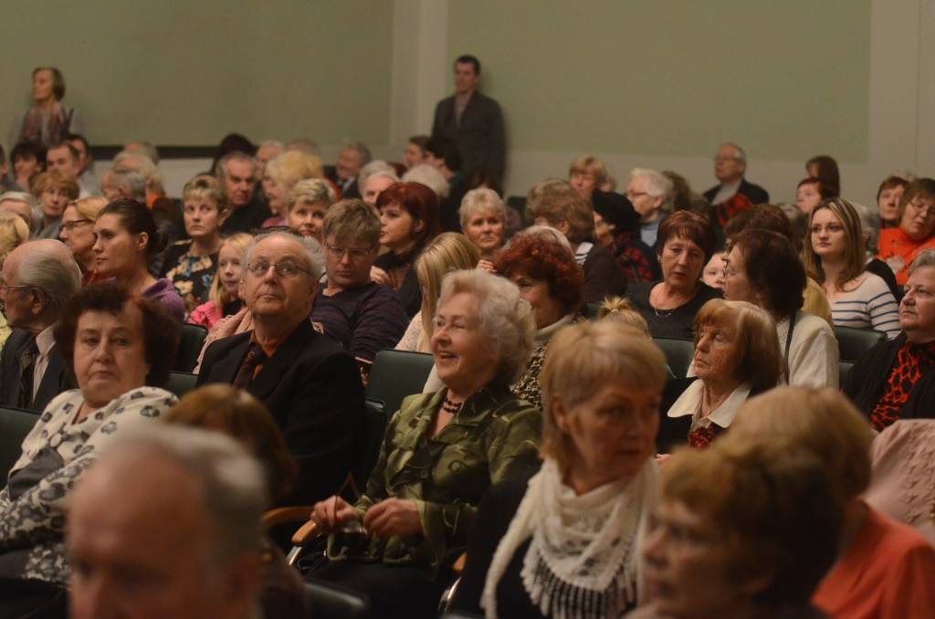 FOTO.VIDEO: Valda Vikmaņa 100 gadu jubilejas ciklu aizsāk ar koncertu "Nerimtība"
