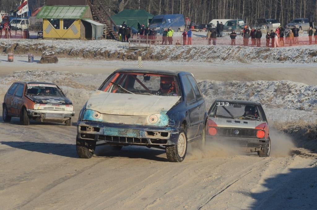 VIDEO: Situācija Vecpils autotrasē dienu pirms sacensībām