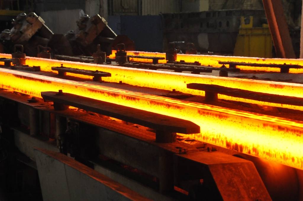 Negadījumā "Liepājas metalurgā" cietis strādnieks