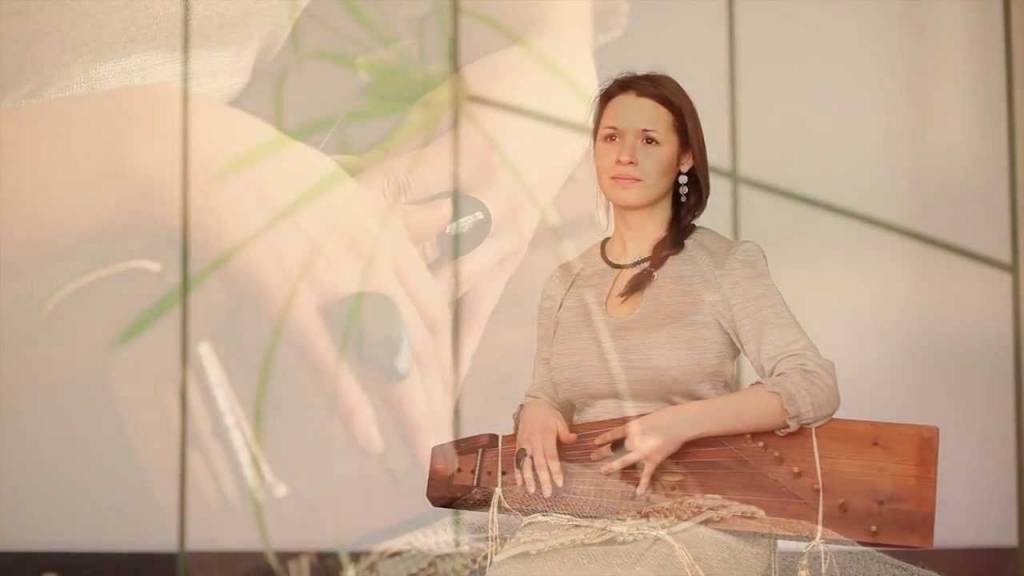 Dziesminieces Ingas Karpičas tautasdziesmu meditācija