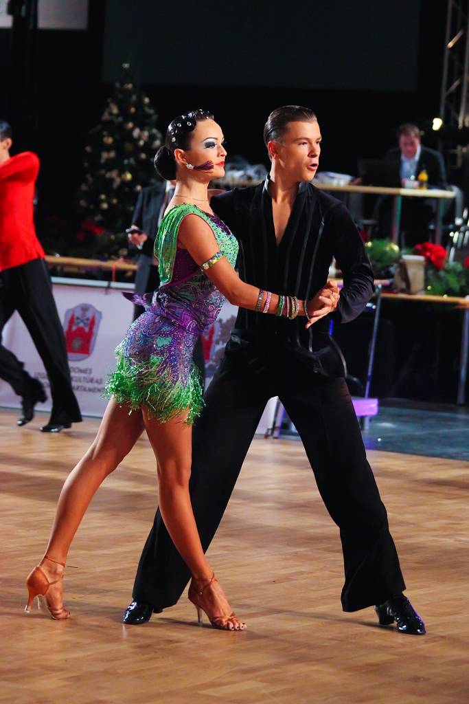 Notiks starptautiskās sporta deju sacensības "Dzintarlāse - 2015"