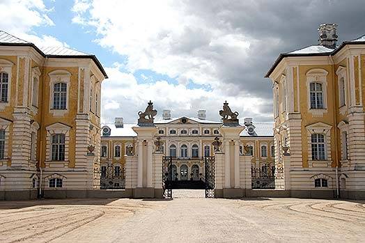 Notiks šogad pirmais koncertcikla "Liepājas skaņas Rundāles pilī" koncerts