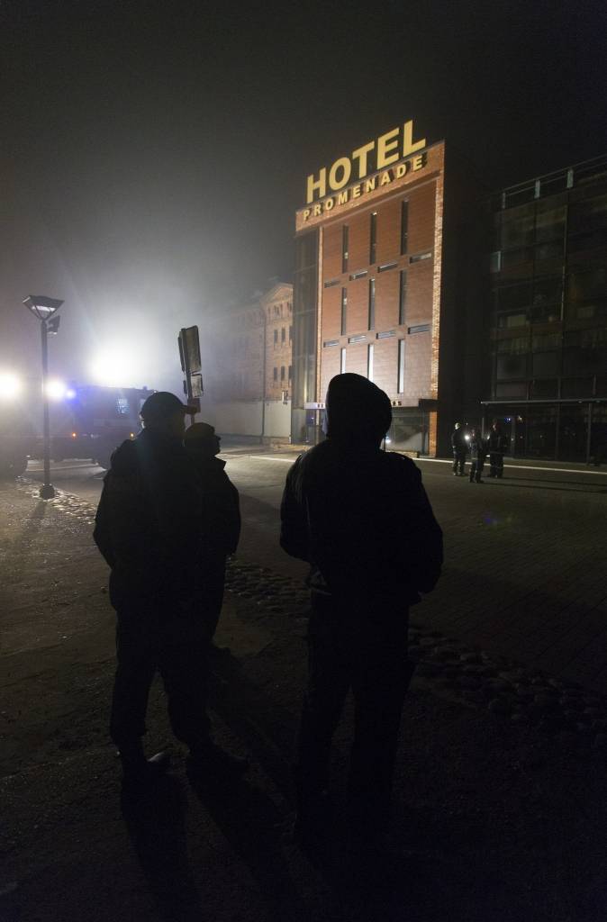 Liepājā viesnīcai "Promenade Hotel" izdedzis jumta stāvs