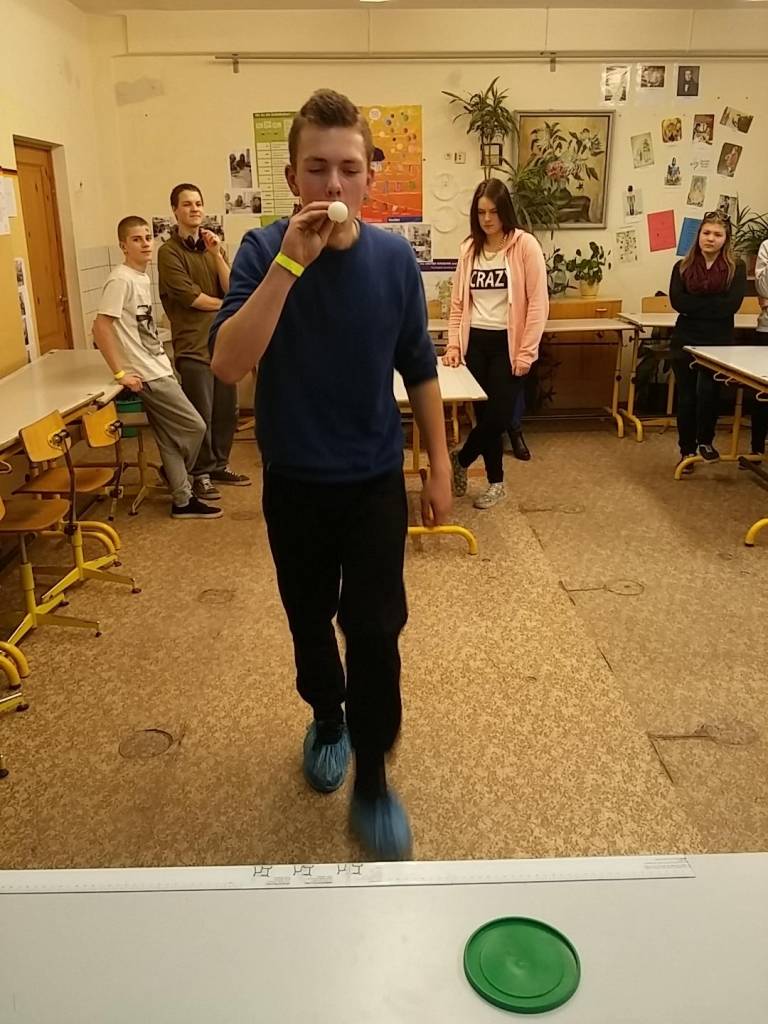 LiepU tiekas ar skolēniem Nakts skolā