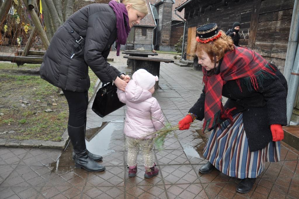 FOTO: Svin Lielo dienu