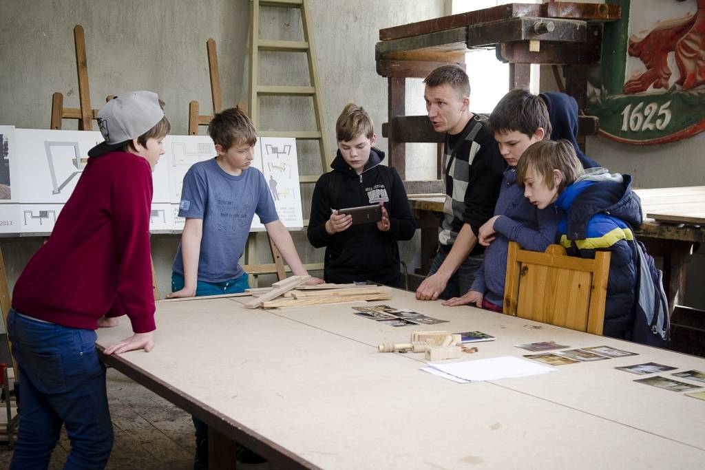 Liepājas Dizaina un mākslas vidusskola aicina satikt savu meistaru