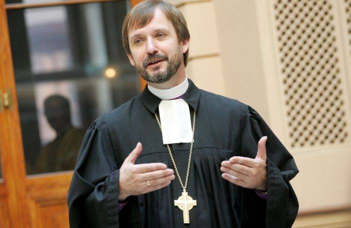 Arhibīskaps Vanags: Cilvēkus darīs brīvus došana un piedošana