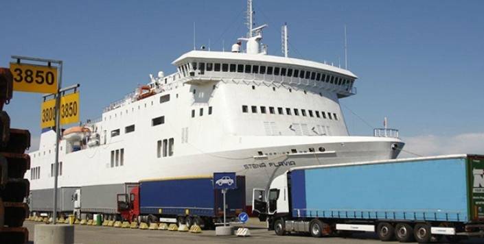 No Liepājas uz Zviedriju kursēs prāmis "Stena Flavia"