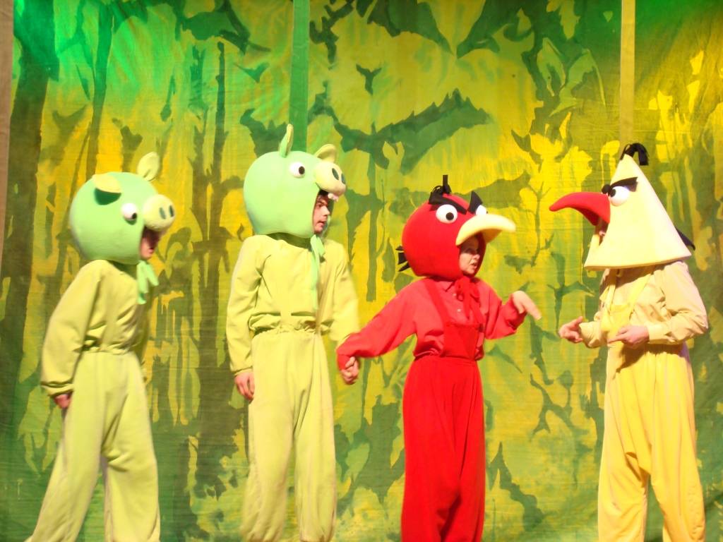 Izrādē "Dusmīgie putni" bērniem stāstīs par draudzību