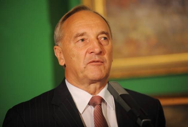 Bērziņš nekandidēs uz otro Valsts prezidenta amata termiņu