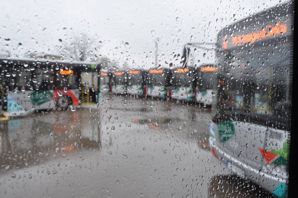 FOTO: Prezentē modernos autobusus