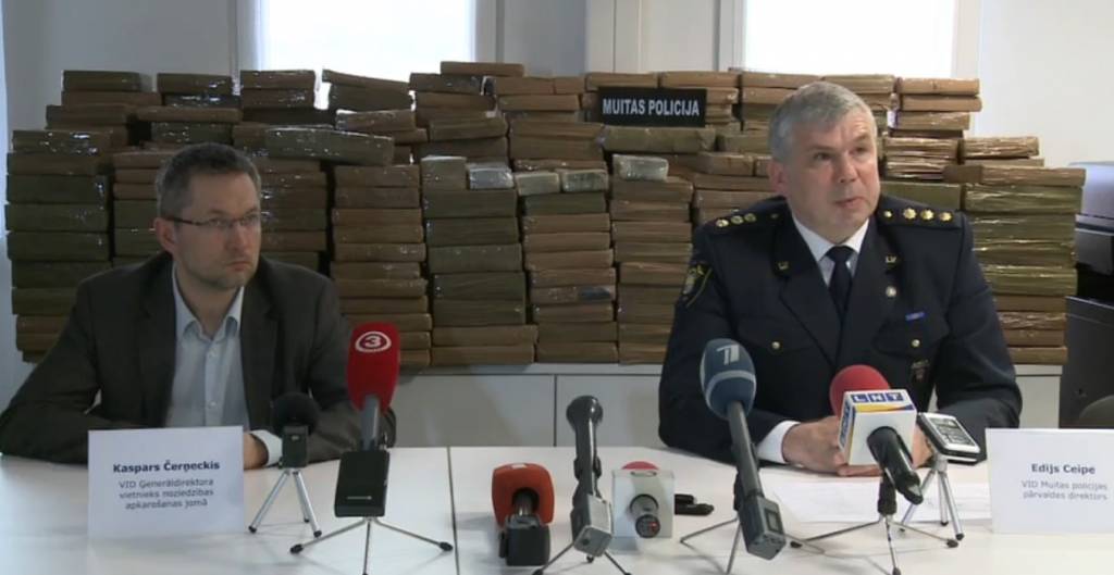 papildināts (16:01) - VID atklājis vairāk nekā tonnu kontrabandas hašiša līdz 12 miljonu eiro vērtībā