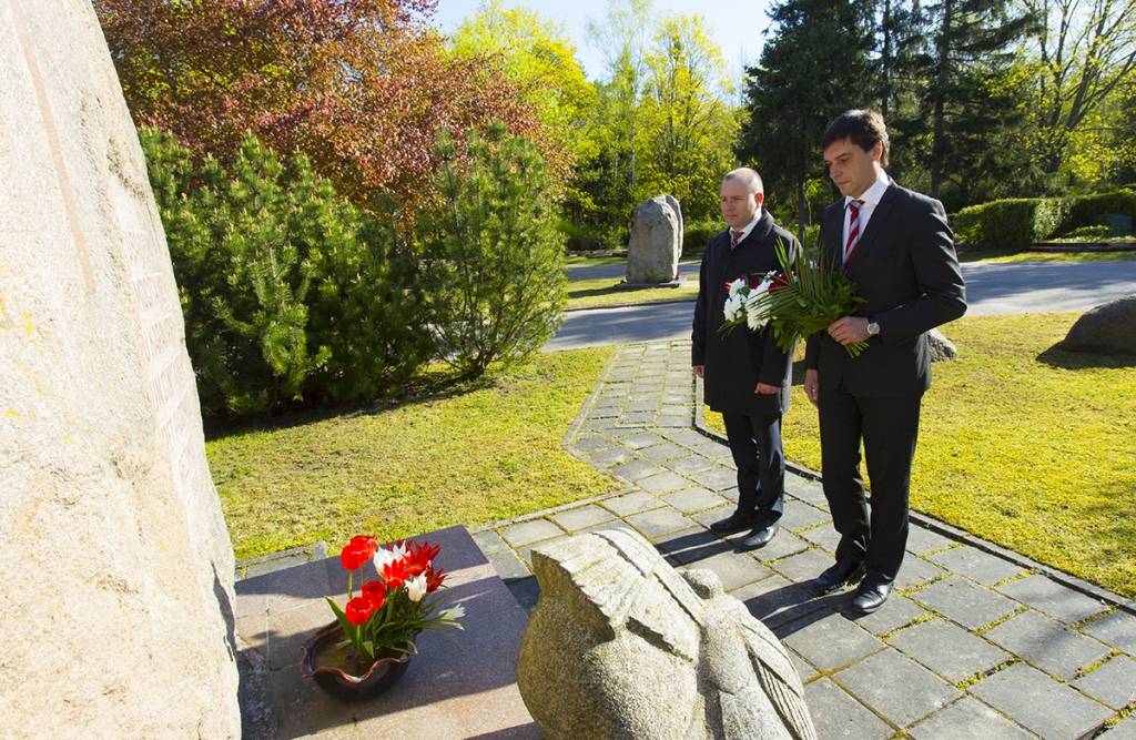 FOTO: Piemin kara upurus