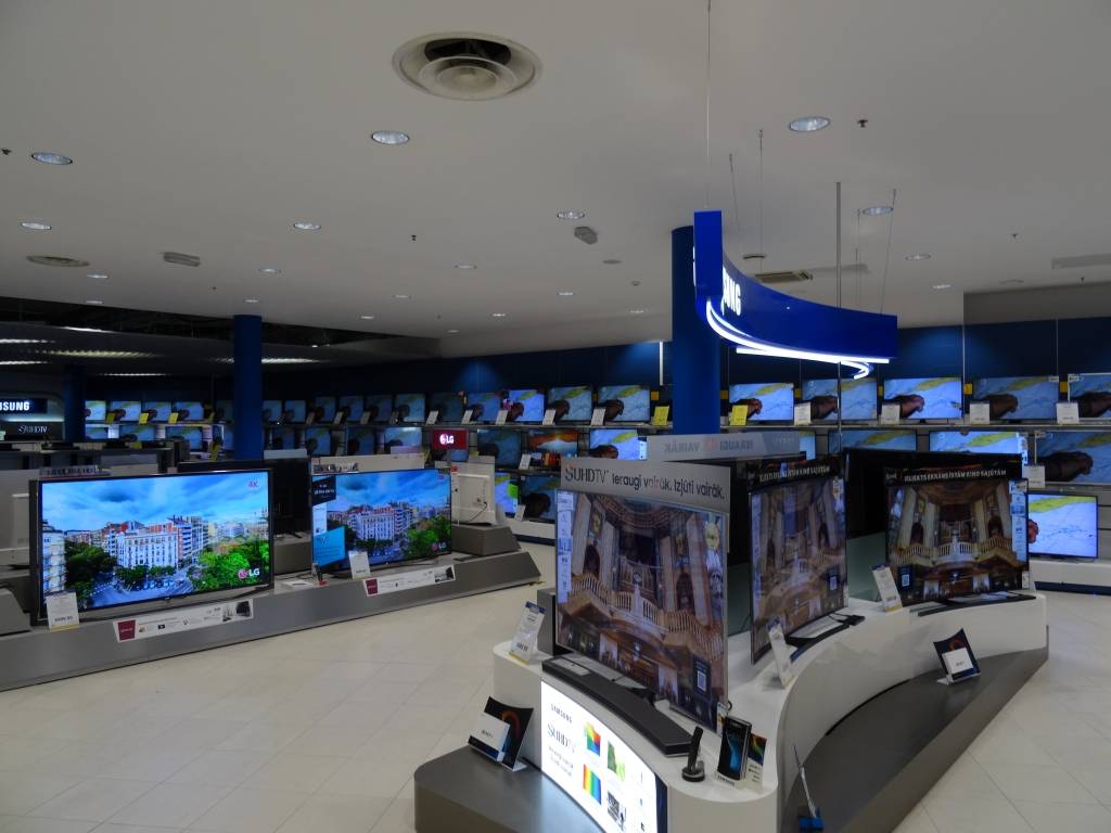 Investējot aptuveni 500 000 eiro, Euronics atver lielāko elektronikas veikalu Latvijā