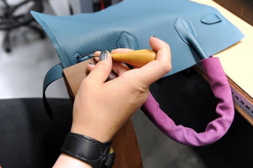 FOTO: Hermes luksusa somu ražotnē