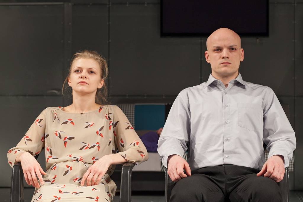 Nodarbinātākā aktrise – Everita Pjata, spēlētākā izrāde – "Piafa"