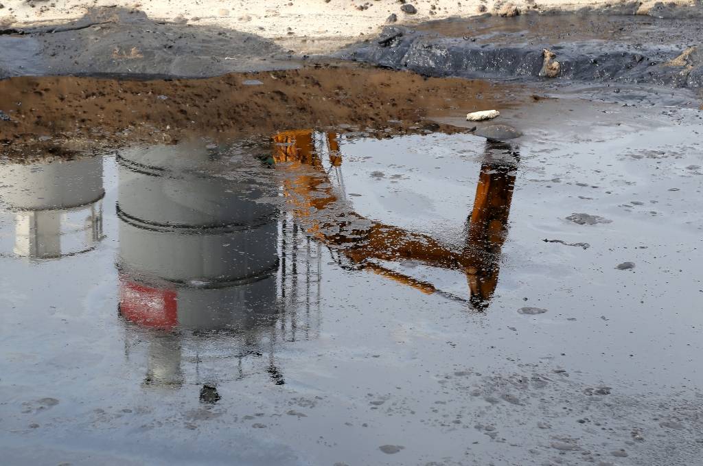 Skonto būve neplāno izstāties no Inčukalna gudrona dīķu projekta; vēlas miljonus par padarīto