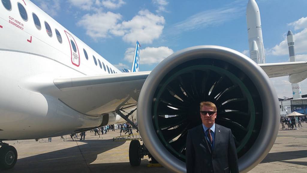 Matīss piedalās Bombardier CSeries vēsturiskajā debijā Parīzes aviošovā