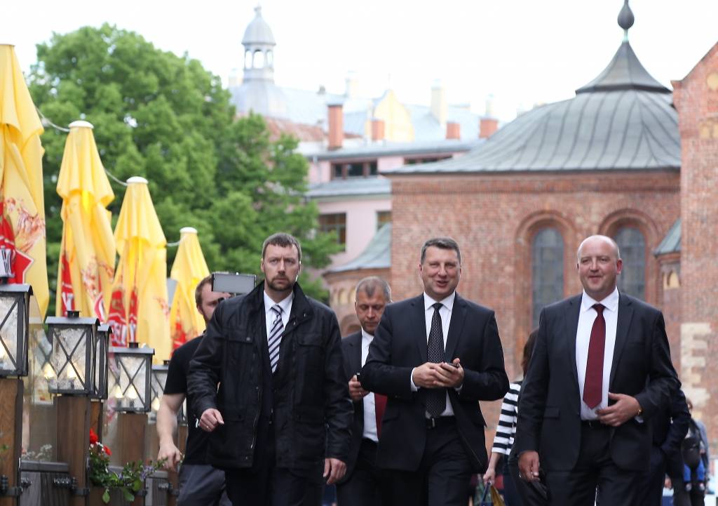 Vējoņa apsardzes nodrošināsanai, pašvaldība izīrēs dzīvokli militārajai policijai