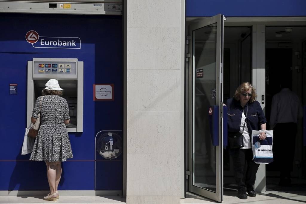 ECB bažījas, vai Grieķijas bankas pirmdien vērs durvis