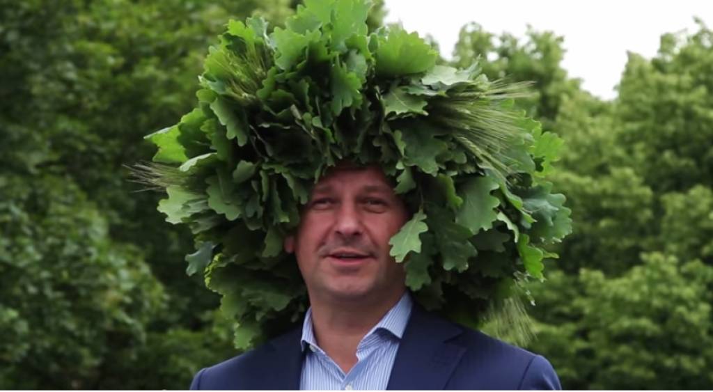 Svētkus ielīgo Jāņi un Līgas: Nordea vadītājam par tradīciju kļuvusi līgošana ārpus Latvijas